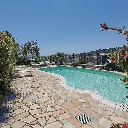 Sleeps 9 With Pool And Air Con Villa